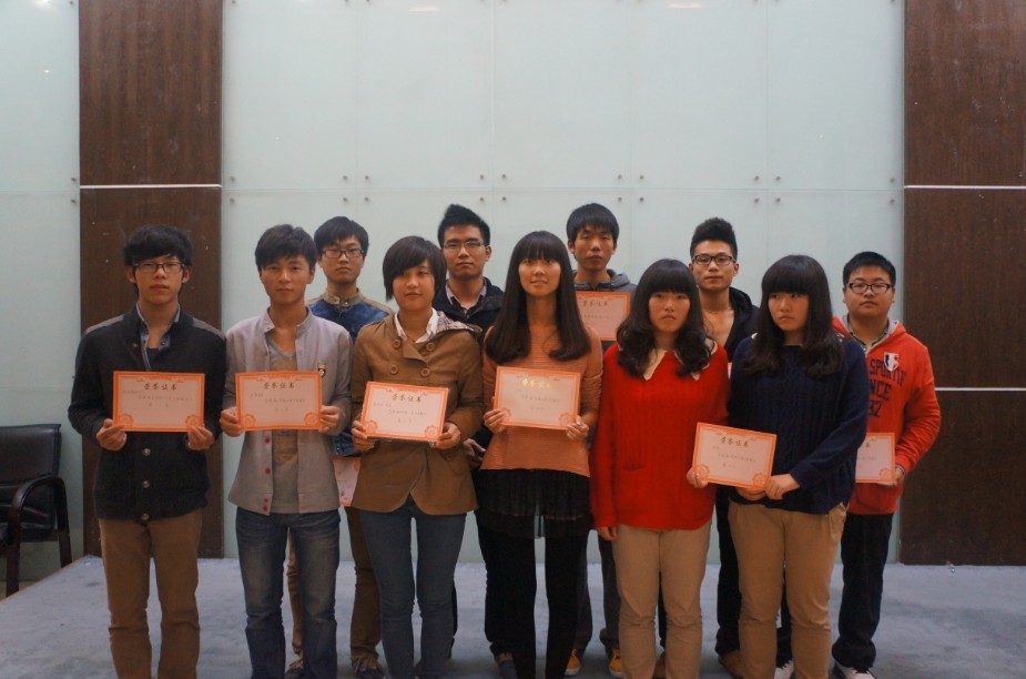 图为我系十佳歌手十强