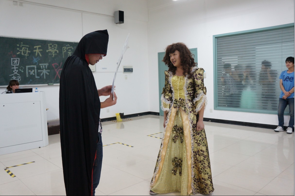 图为团支部PK大赛现场